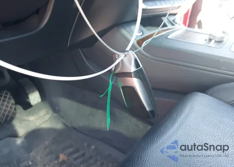 2018 Audi Q5 2.0T Premium/2.0T Tech Premium z USA, uszkodzony, nr VIN WA1CNAFY3J2137242